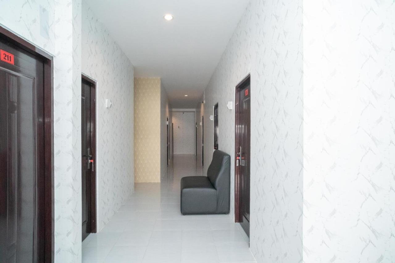 Reddoorz Near Sarinah Jakarta Kültér fotó